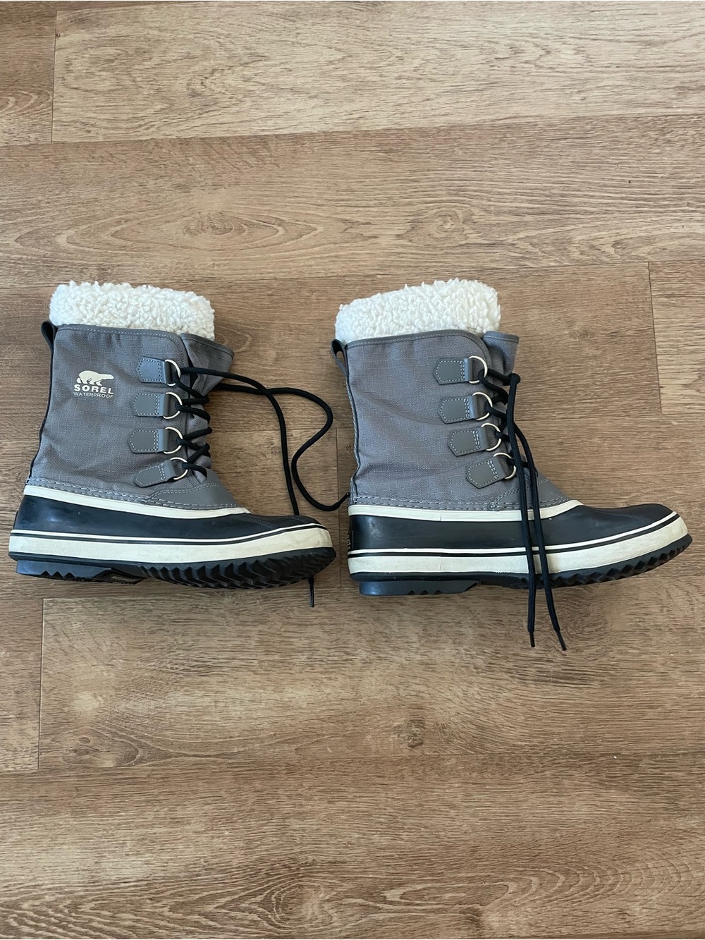Sorel Grey and Black Women's Winter Carnival Lace-Up Snow Boots